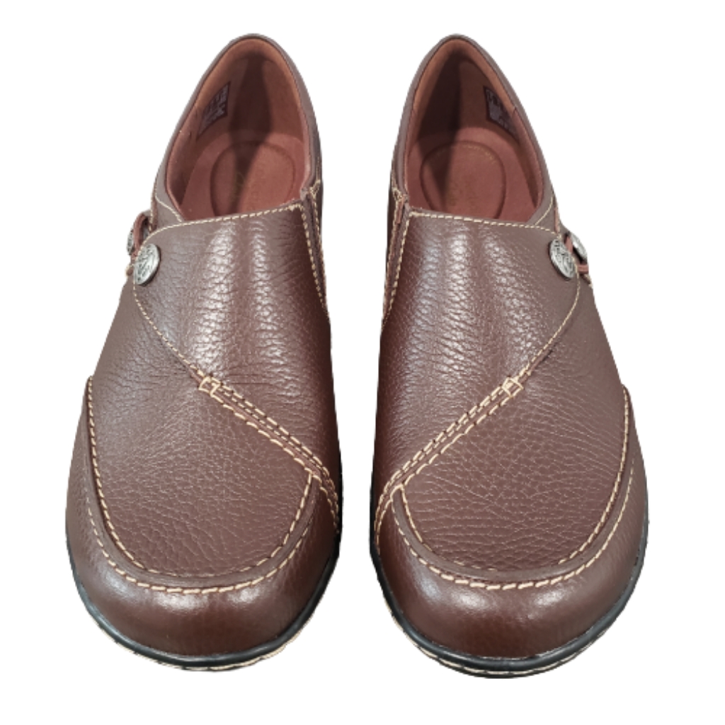 Clarks Collection-Ashland Round Toe Slip-On Lane Loafer Flats Size 8w